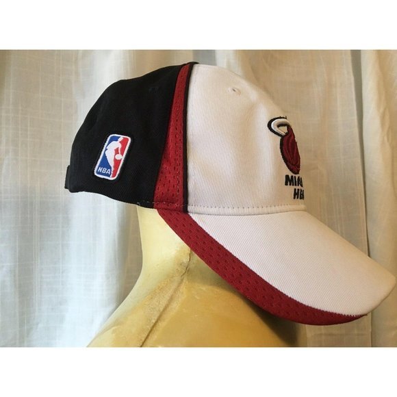 NBA Miami Heat Reebok Mens Hat Cap Basketball Adju - Picture 2 of 5